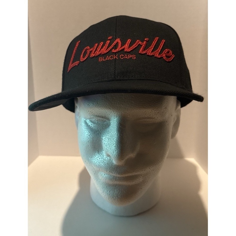 Louisville Black Caps Rings And Crown Snap Back Negro‎ League